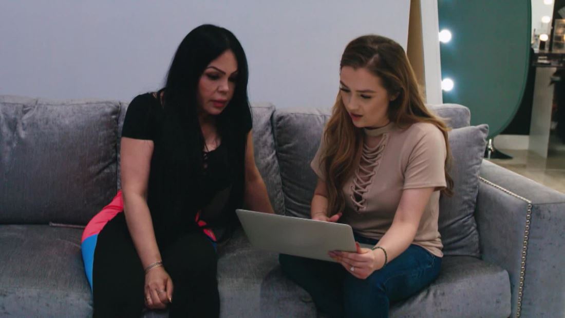 Kenia extraña su relación con su mamá Kenia extraña su relación con su mamá